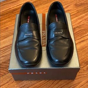 Prada boys shoes almost new!!! Euro size 35